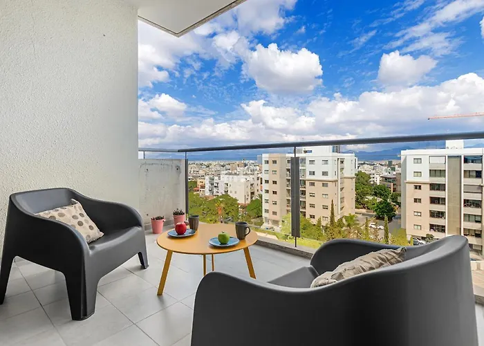 Glabur - The Elite - Exceptional Floor City, Welcomes U!!! ニコシア